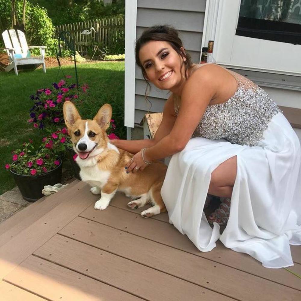 Meet your Posher, Olivia